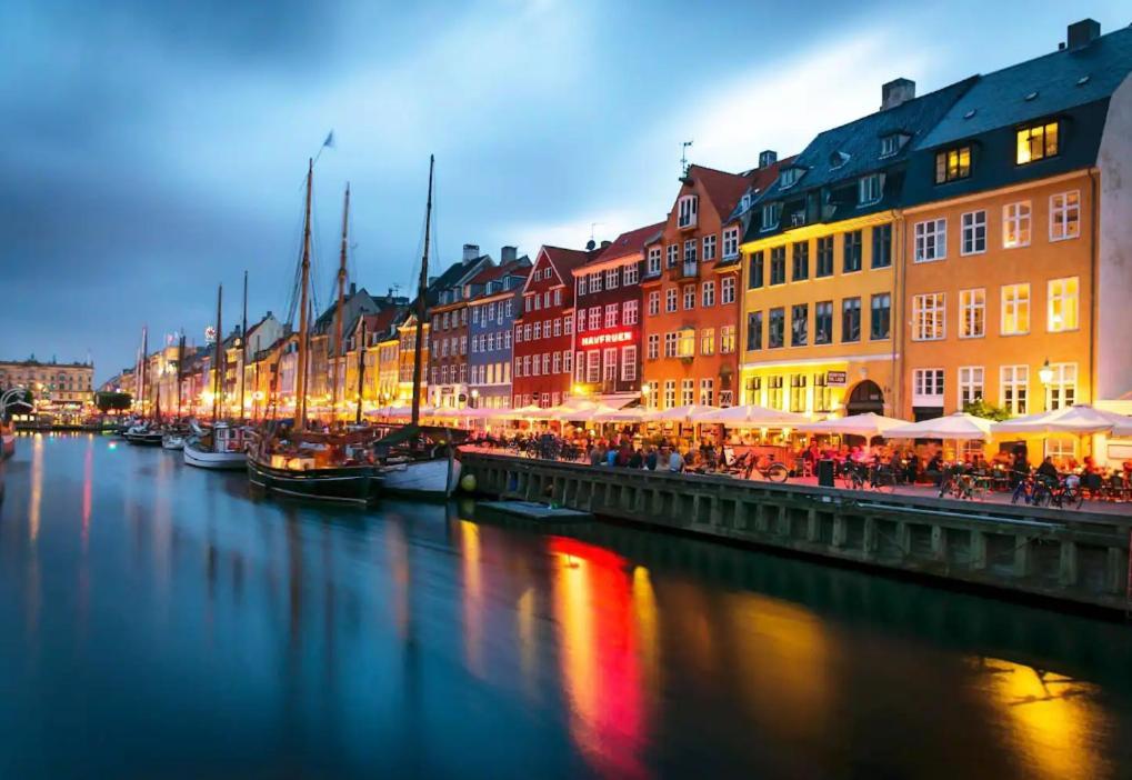 Large In Lovely Urban Area In Cph O Appartamento Copenaghen